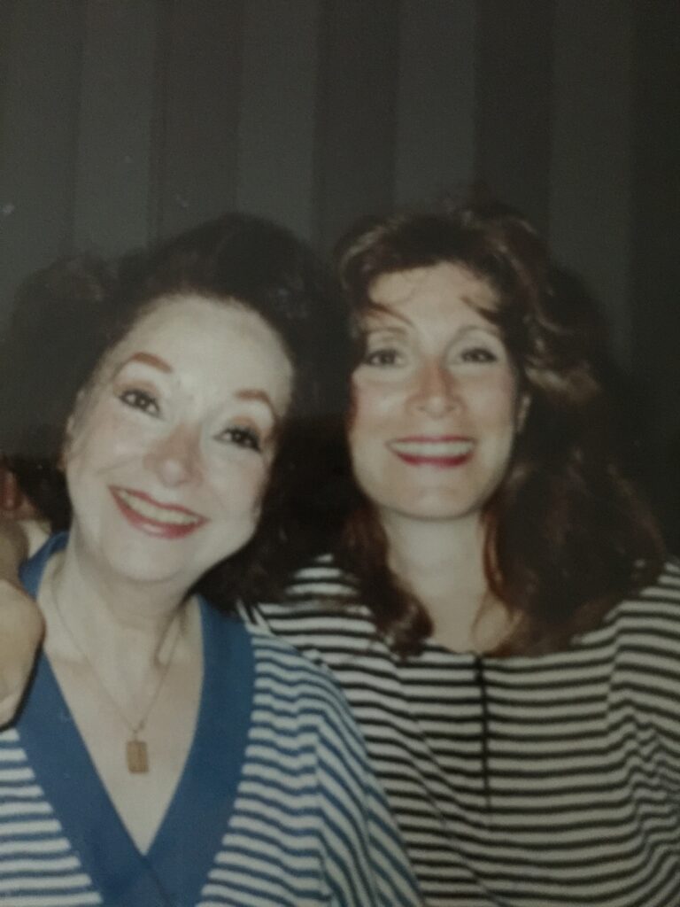 Harriet Lesser, Melody Lesser