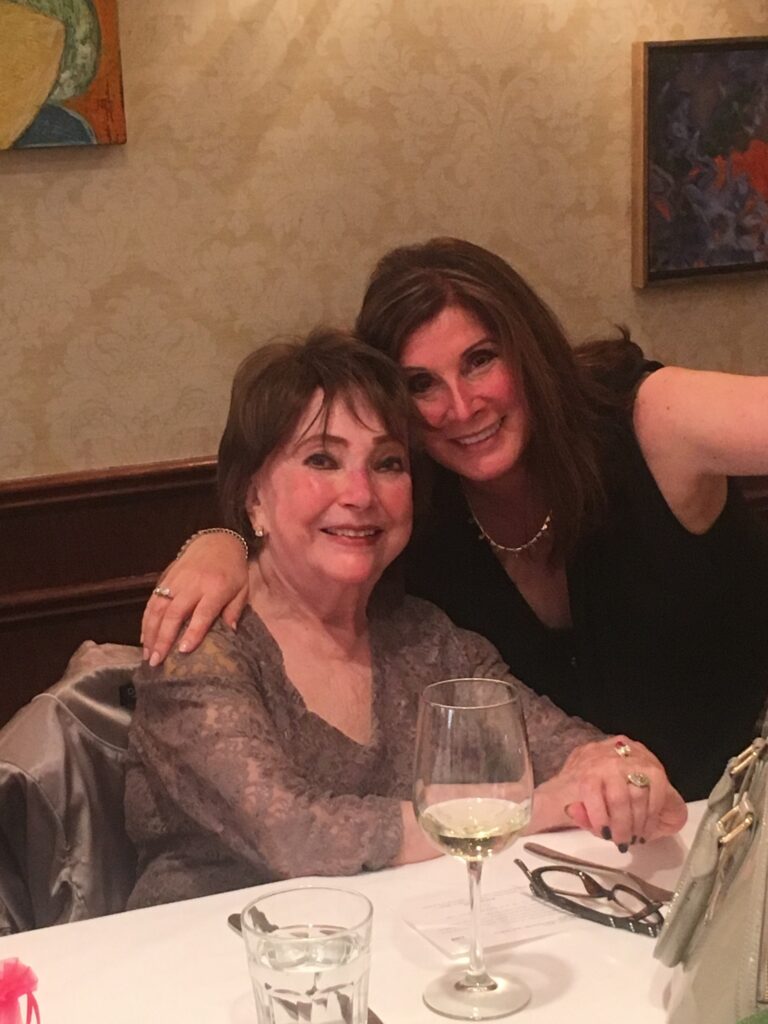 Harriet Lesser, Melody Lesser